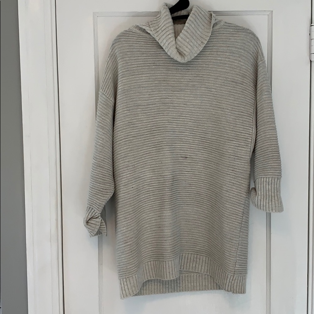 Lumière Gray sweater dress